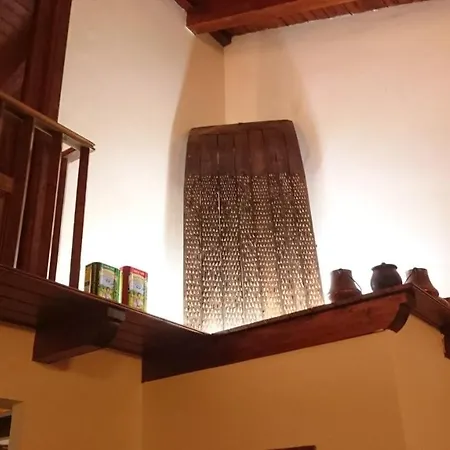 Pinoneras Chalet Tortoles